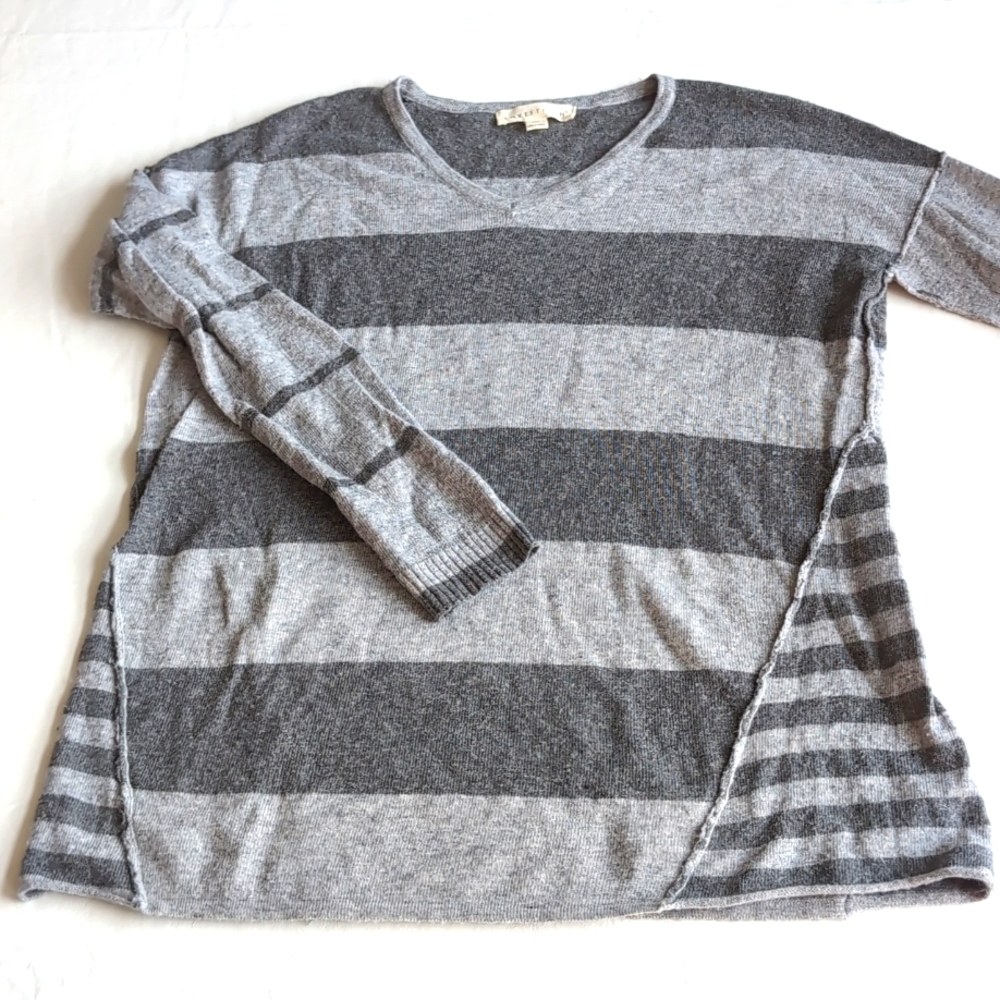 Lovestitch♡ Striped Angora Wool Blend Gray Sweater Women's Size Medium